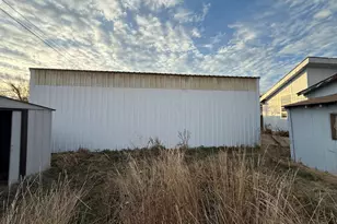 2210 Wantland Ave, Klamath Falls, OR 97601 - Photo 6