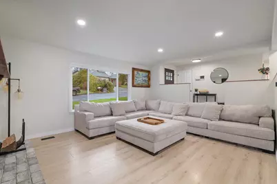 1051 NE Pepperwood Drive, Grants Pass, OR 97526 - Photo 6