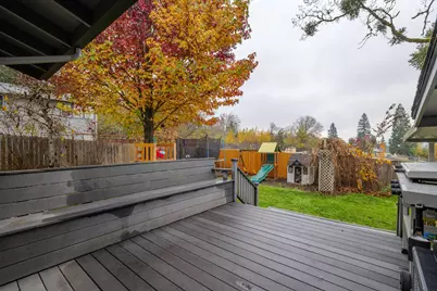 1051 NE Pepperwood Drive, Grants Pass, OR 97526 - Photo 26