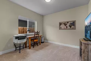 4980 SW Zenith Ave, Redmond, OR 97756 - Photo 22