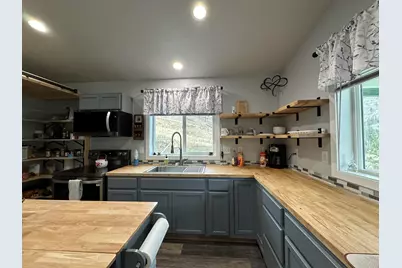 24826 S Hwy 395, Canyon City, OR 97820 - Photo 16