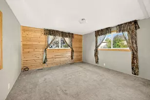 3955 S Stage Rd, Medford, OR 97501 - Photo 22