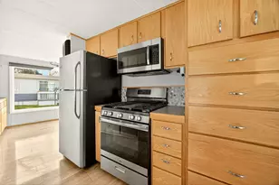 3955 S Stage Rd, Medford, OR 97501 - Photo 4