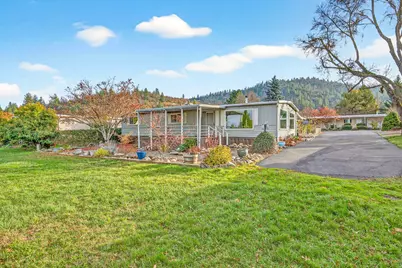 3955 S Stage Road #APT 21, Medford, OR 97501 - Photo 1