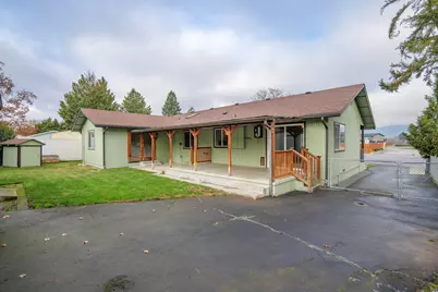 1517 Molly Lane, Grants Pass, OR 97527 - Photo 28