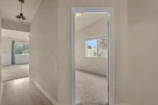 1517 Molly Ln, Grants Pass, OR 97527 - Photo 14