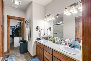 3609 Mallard Ln, Medford, OR 97504 - Photo 12