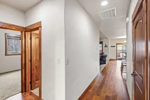 3609 Mallard Ln, Medford, OR 97504 - Photo 12