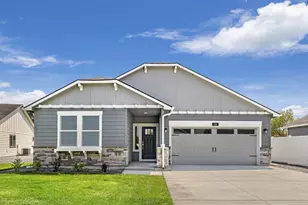 3688 Luchu St, Medford, OR 97504 - Photo 1