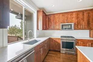 10064 Juniper Glen Cir, Redmond, OR 97756 - Photo 14