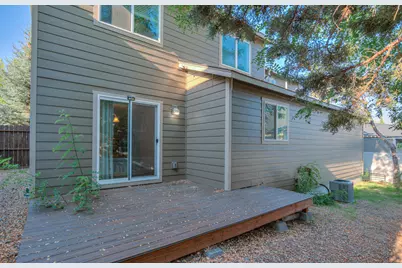 2224 NE Indigo Lane, Bend, OR 97701 - Photo 4