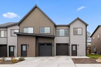 550 NW 28th Court, Redmond, OR 97756 - Photo 2
