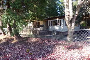 508 Bumblebee Ln, Cave Junction, OR 97523 - Photo 1