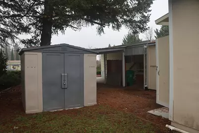 1125 SE Lee Roze Lane, Grants Pass, OR 97527 - Photo 30