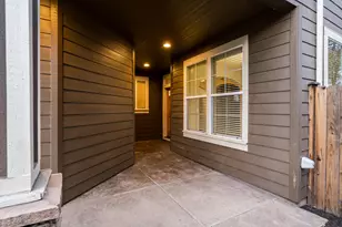 63020 NE Amherst Pl, Bend, OR 97701 - Photo 6