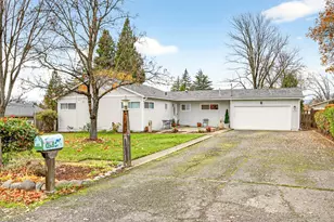 525 Barnes Ave, Medford, OR 97504 - Photo 1