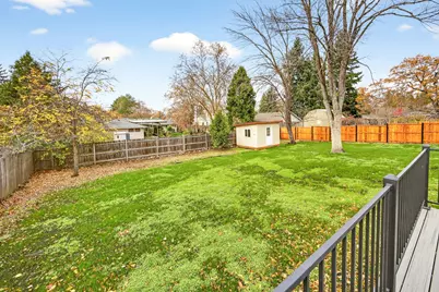 525 Barnes Avenue, Medford, OR 97504 - Photo 36