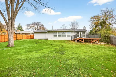 525 Barnes Avenue, Medford, OR 97504 - Photo 34