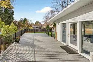 525 Barnes Ave, Medford, OR 97504 - Photo 32