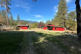 1956 E Fork Rd, Williams, OR 97544 - Photo 30