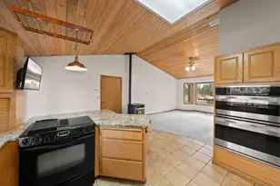 5745 NW Homestead Way, Redmond, OR 97756 - Photo 18