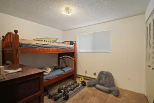 1220 SW 18th St, Redmond, OR 97756 - Photo 6