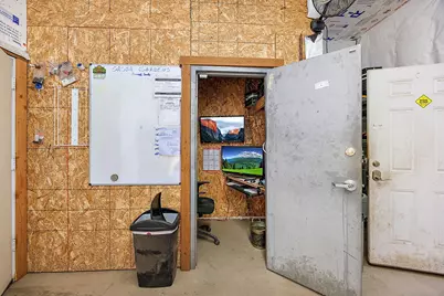 6534 Tunnel Loop Road, Grants Pass, OR 97526 - Photo 36