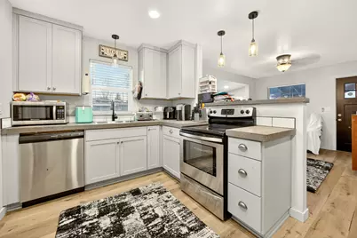 16 Quince Street, Medford, OR 97501 - Photo 6