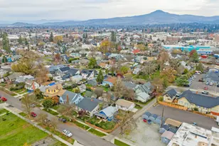 16 Quince St, Medford, OR 97501 - Photo 16