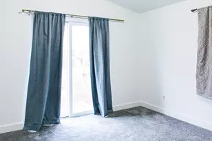 1975 Spring St, Medford, OR 97504 - Photo 8