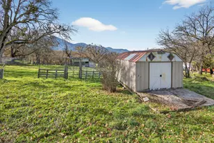 126 Haven Rd, Jacksonville, OR 97530 - Photo 16