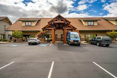 1879 Williams Highway, Grants Pass, OR 97527 - Photo 20