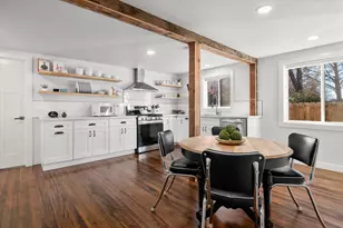 533 SW 4th St, Redmond, OR 97756 - Photo 10