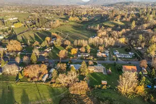 1627 Southgate Way, Grants Pass, OR 97527 - Photo 44