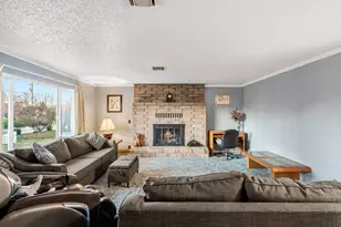 1627 Southgate Way, Grants Pass, OR 97527 - Photo 6