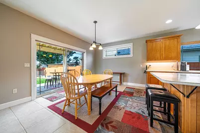 4584 Wolf Run Drive, Medford, OR 97504 - Photo 12