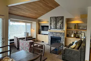 2400 Snowgoose Dr, Redmond, OR 97756 - Photo 8