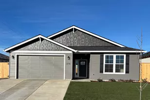 3715 Ford Dr, Medford, OR 97504 - Photo 1