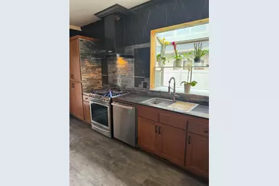 3126 Alameda Street #202, Medford, OR 97504 - Photo 4