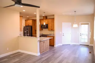 237 Willow Way, Talent, OR 97540 - Photo 4
