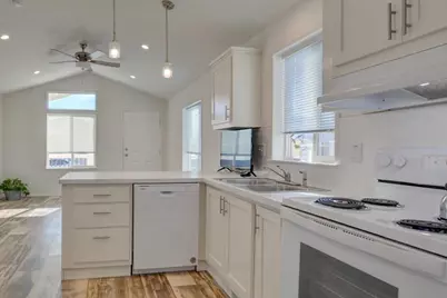 3966 S Pacific Highway #46, Medford, OR 97501 - Photo 8