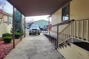 216 Kingsley Dr, Grants Pass, OR 97526 - Photo 10