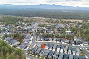 62667 NW McClain Dr, Bend, OR 97703 - Photo 34