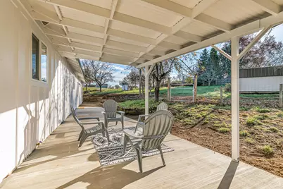 885 Mountain View Drive, Eagle Point, OR 97524 - Photo 36