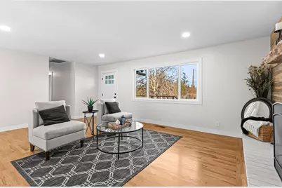 885 Mountain View Drive, Eagle Point, OR 97524 - Photo 8