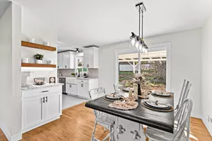 885 Mountain View Dr, Eagle Point, OR 97524 - Photo 18