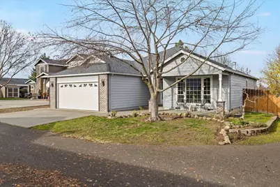 1141 Brookdale Avenue, Medford, OR 97504 - Photo 1
