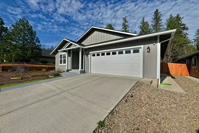 371 Cedar Ridge Drive, Cave Junction, OR 97523 - Photo 4