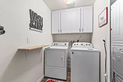 439 Midway Road, Medford, OR 97501 - Photo 14