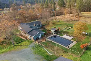 1360 Oxyoke Rd, Grants Pass, OR 97526 - Photo 4